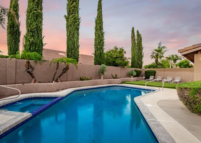 New Paradise Park Htd Pool Games Bbq Holiday home